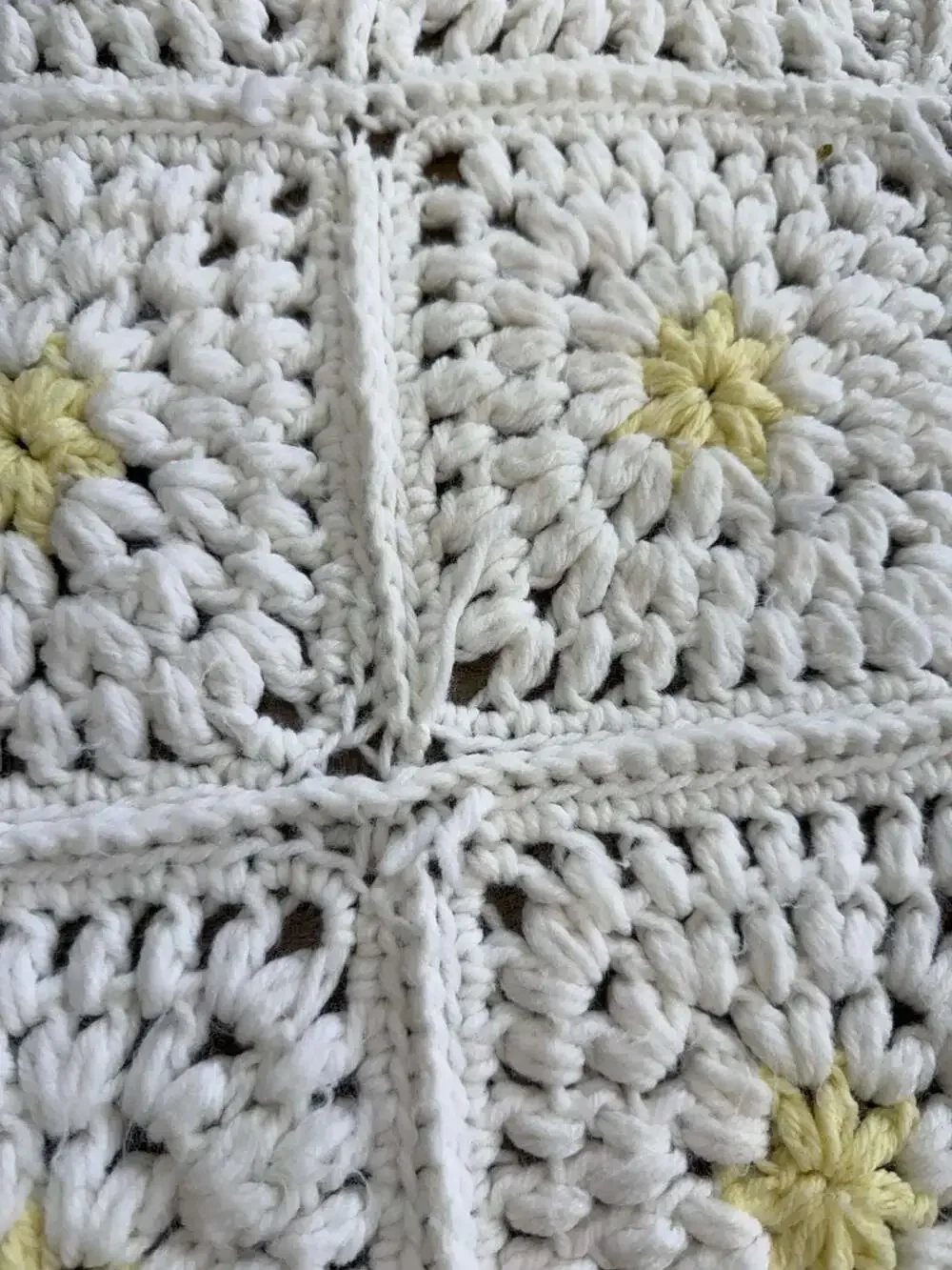 Handmade Crochet Granny Square Baby Blanket White Yellow Daisy Afghan